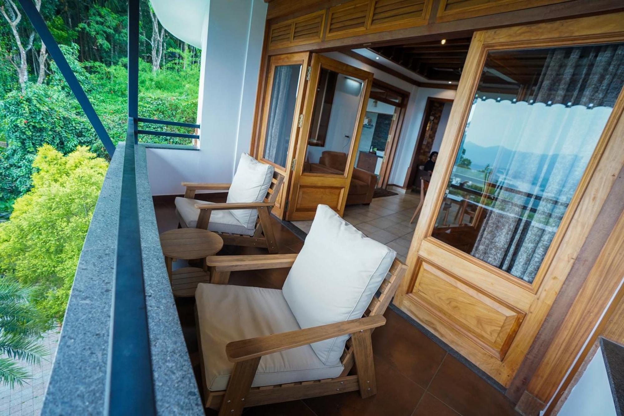 เมาน์ ซานาดู รีสอร์ต Hotel Ambalavayal ภายนอก รูปภาพ