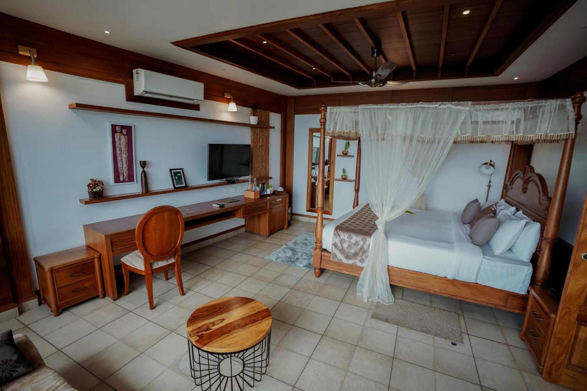 เมาน์ ซานาดู รีสอร์ต Hotel Ambalavayal ภายนอก รูปภาพ