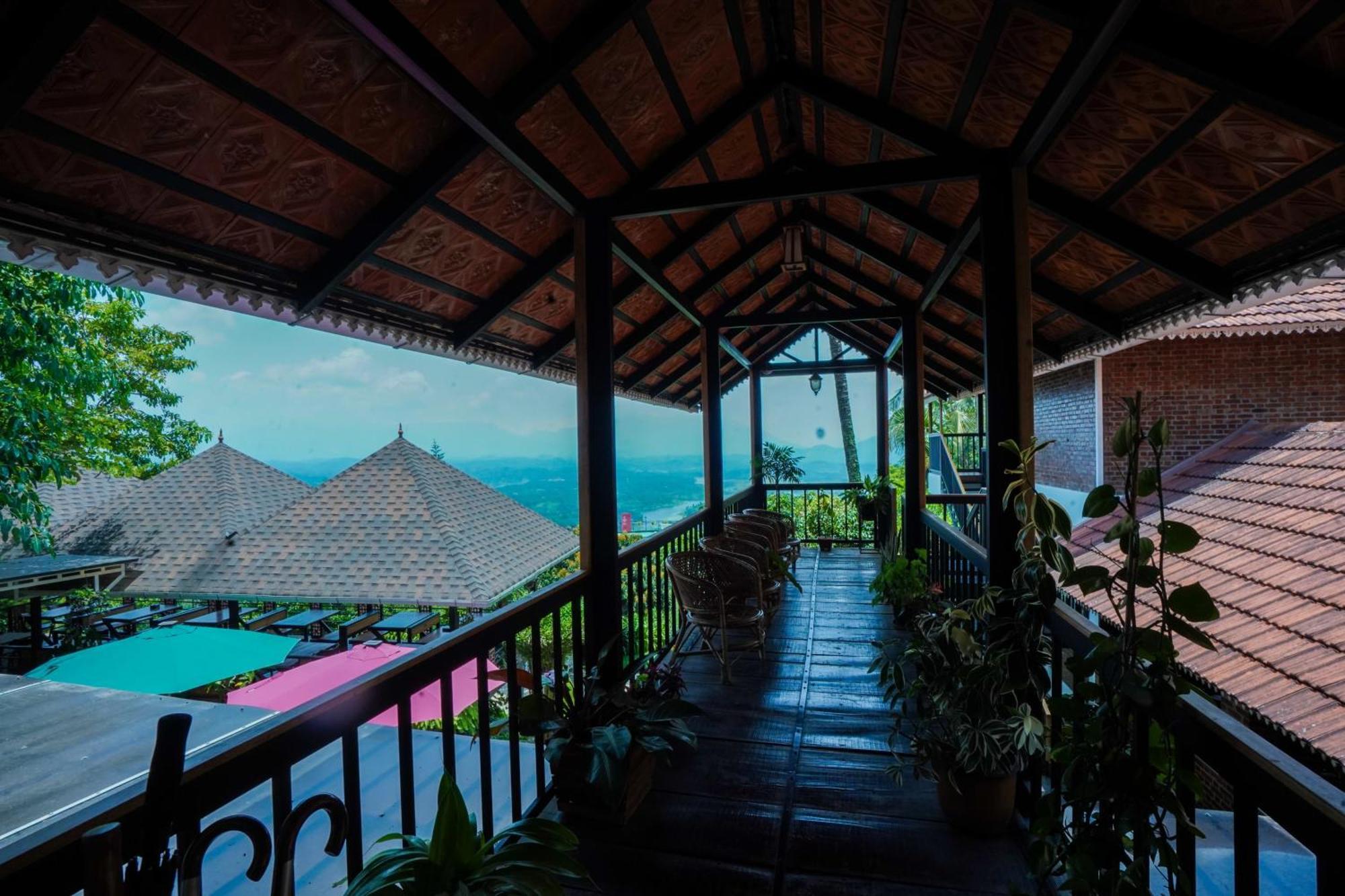เมาน์ ซานาดู รีสอร์ต Hotel Ambalavayal ภายนอก รูปภาพ