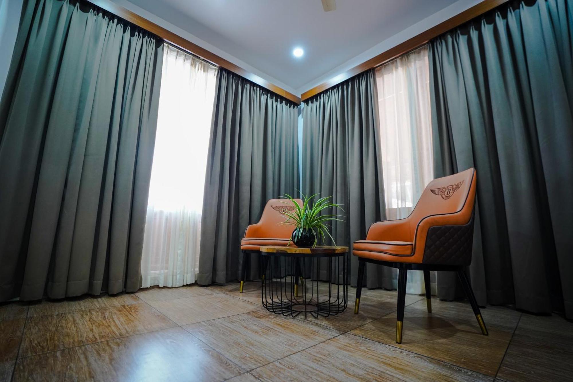 เมาน์ ซานาดู รีสอร์ต Hotel Ambalavayal ภายนอก รูปภาพ
