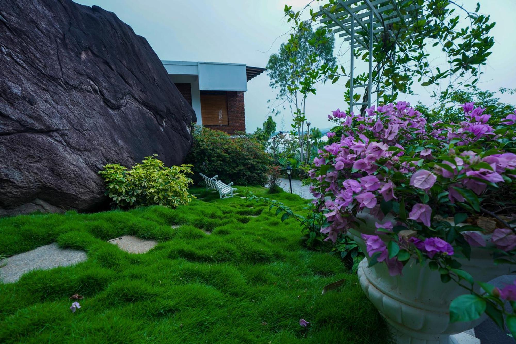 เมาน์ ซานาดู รีสอร์ต Hotel Ambalavayal ภายนอก รูปภาพ