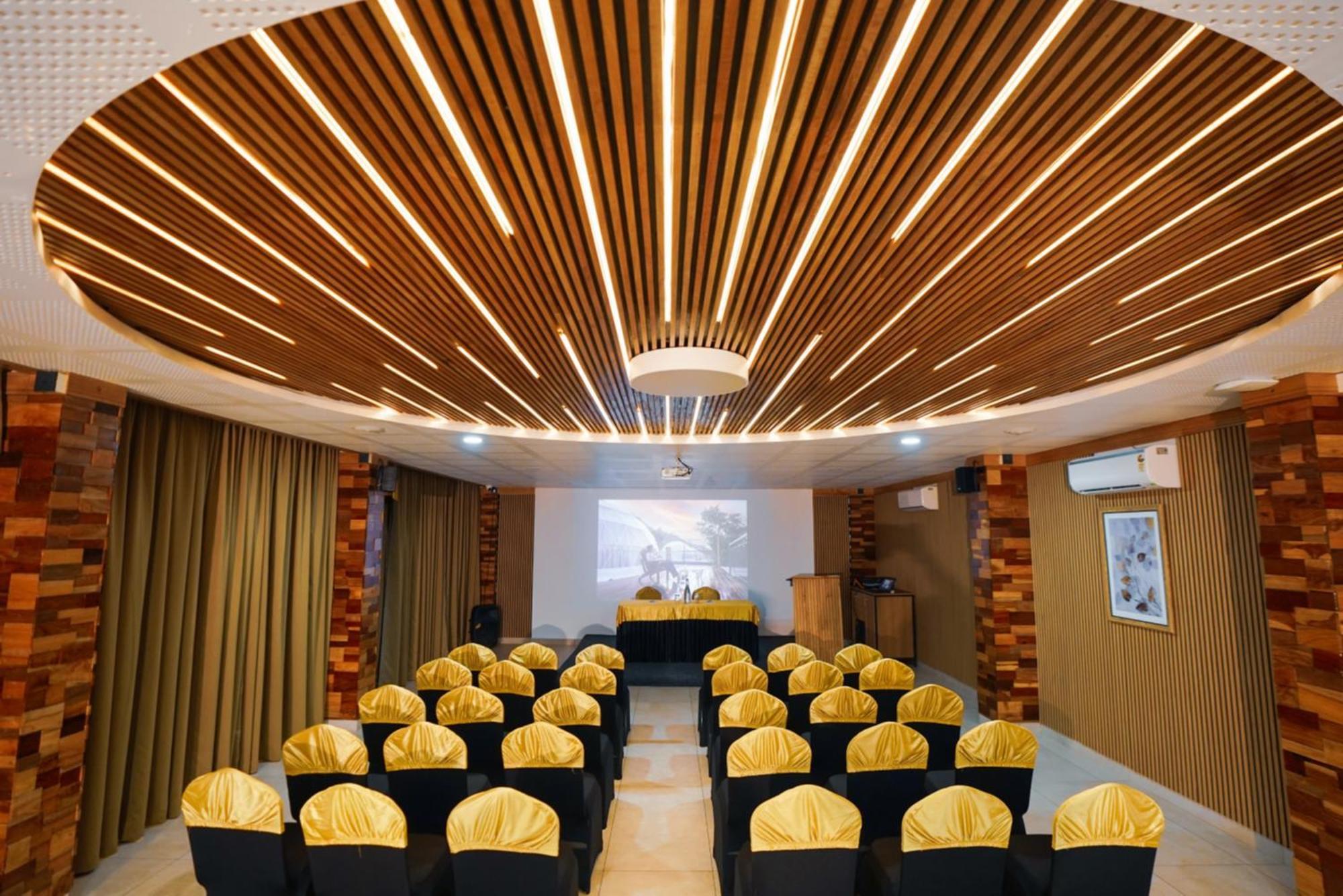 เมาน์ ซานาดู รีสอร์ต Hotel Ambalavayal ภายนอก รูปภาพ
